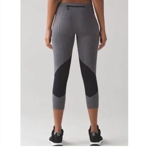 Lululemon Pace Rival Crop Heathered Black Heathered Slate Legging Size 4